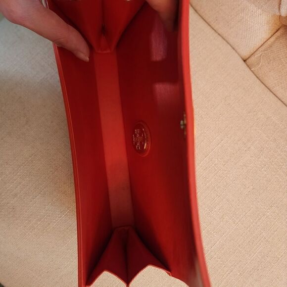 Tory Burch Orange Clutch with Dust Cover - Picture 4 of 6